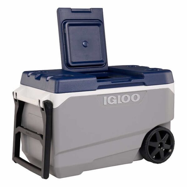 Igloo Maxcold Flip And Tow Cooler - 90-quart - Image 3