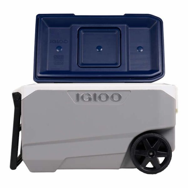 Igloo Maxcold Flip And Tow Cooler - 90-quart - Image 4