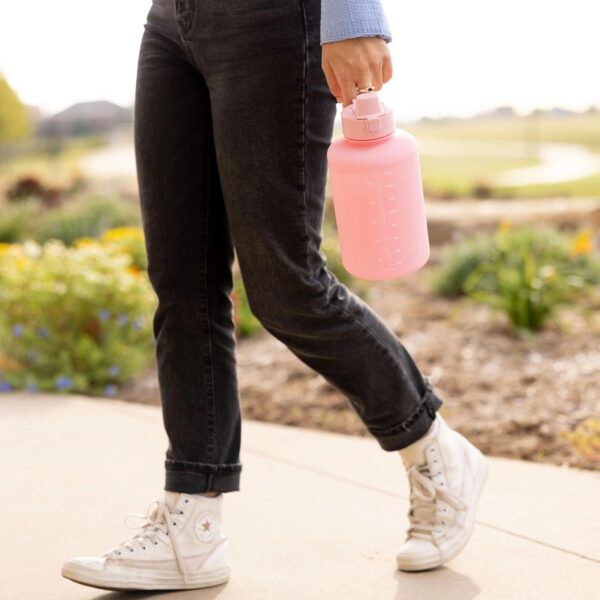 Simple Modern 64-oz Tritan Plastic Summit Water Bottle With Flip Straw - Image 5