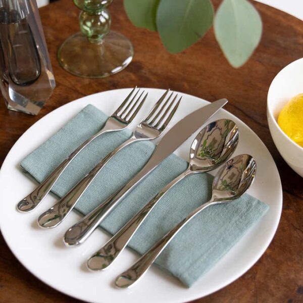 Gourmet Settings 20-piece Fern Flatware Set