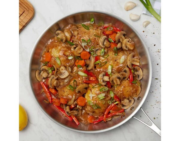 Calphalon 3-piece Tri-ply Clad Stainless Steel Skillet Set - Image 4