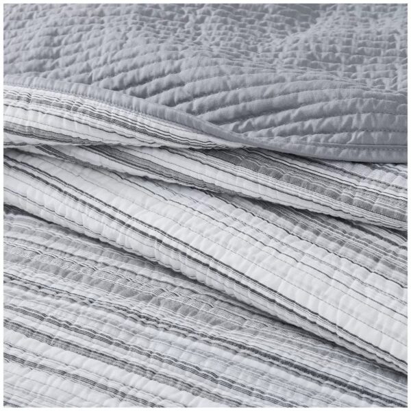 Retro Chic 3pc King Quilt Set Grey/White - Image 4