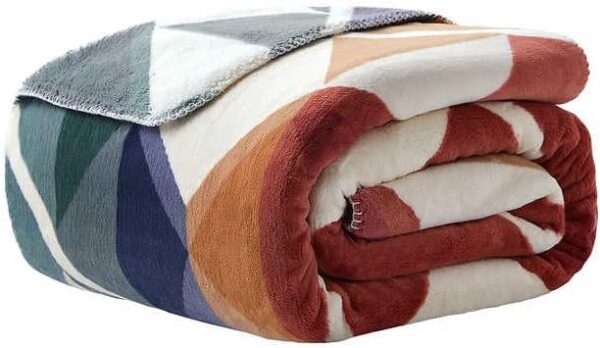 Pendleton Sherpa Fleece Throw (Plush-Serrado) 50 x 70in - Image 2