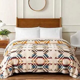 Pendleton Sherpa Ultra Soft And Cozy Fleece Blanket – White Sand, King