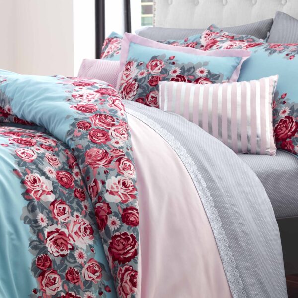 Betsey Johnson Floral Microfiber Plain Weave Washable Comforter Sets, Full/Queen - Image 6
