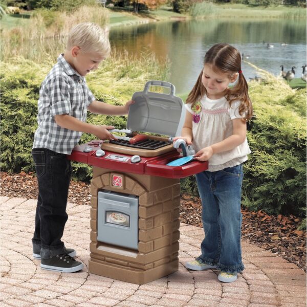 Step2 Fixin Fun Outdoor Toy Grill with 10 Piece Stack and Stay Hot Dog Play Set