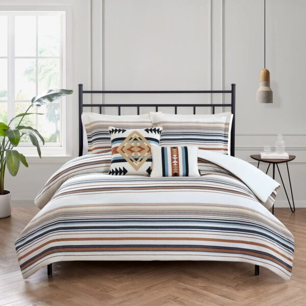 Pendleton Savanna Stripe 5-piece Queen Comforter Set - Image 3
