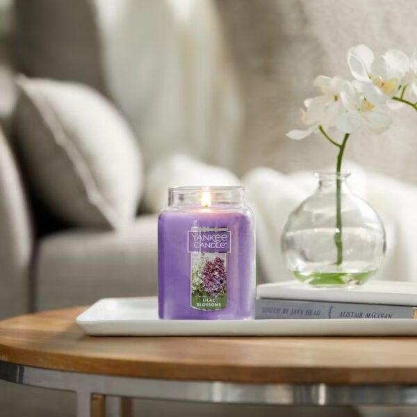 Yankee Candle Lilac Blossoms - 22 Oz - Image 5