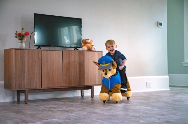 Paw Patrol Chase 6v Plush Ride-On - Image 6