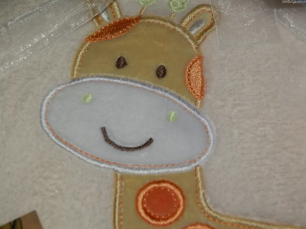 Cutie Pie Giraffe Baby Blanket - Image 3