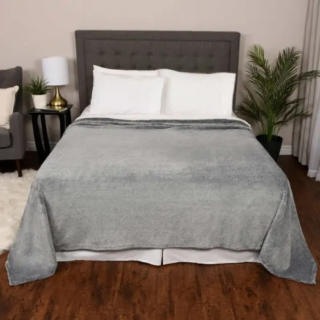 Kirkland Signature Plush King Blanket - 112" X 92" - Light Grey