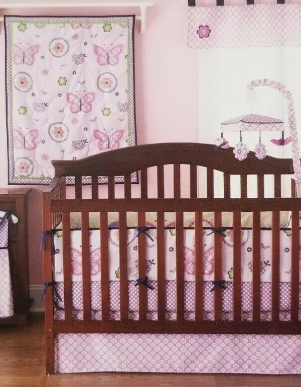 Flutter Reversible 4 Piece Baby Crib Bedding Set - Image 5