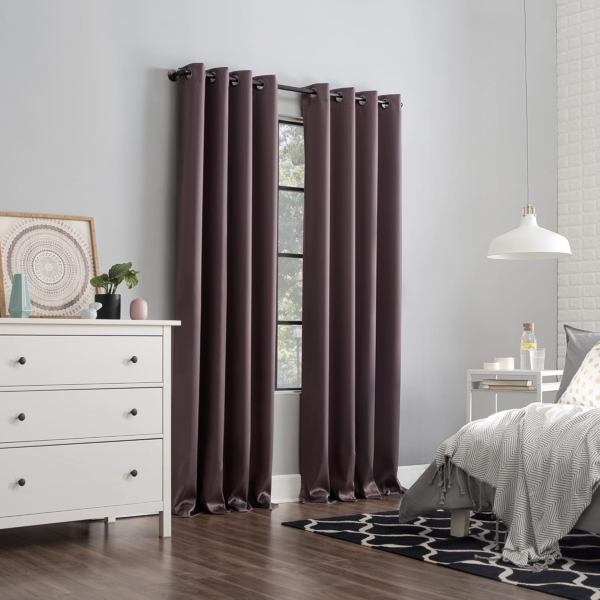Sun Zero Oslo Blackout Grommet Curtain Panel 2 pcs - Image 6