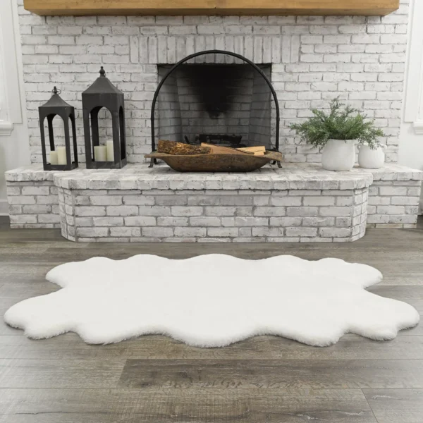 Mon Chateau Faux Fur Quad Rug - Image 5