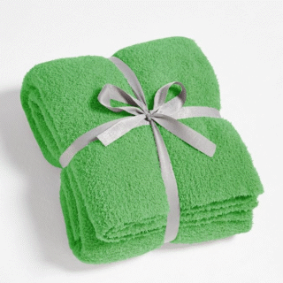 CYMULA Super Soft Comfort Green Throw Blanket - Premium Quality for Bed, Couch & Travel (Washable) 50x60 inches