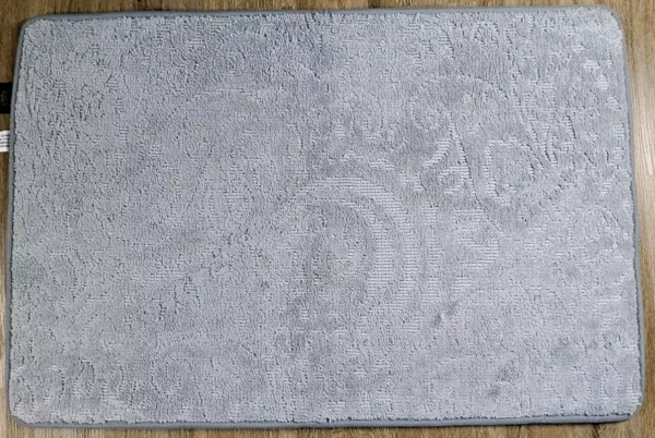 Ralph Lauren  Reversible Bath Rug 24 X 36 In Machine Washable Soft