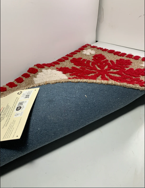 Kirkland Hand Hooked Festive Snowflake Accent Mat - 22" x 38" - Image 3