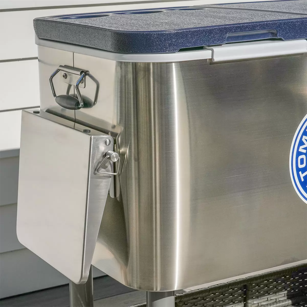 Tommy Bahama 95 Litre (100 US Quart) Stainless Steel Rolling Cooler - Image 6