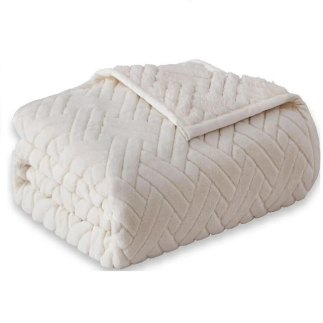 Korbliss Faux Fur King Quilt Blanket - 480gsm Fuzzy Soft And Warm Coverlet Light - Ivory - Image 3