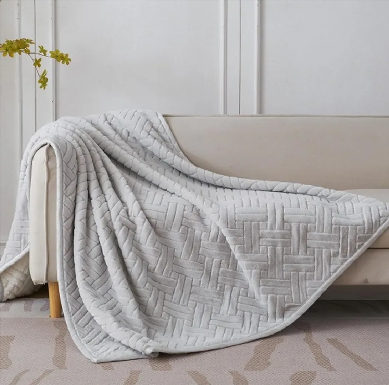 Korbliss Faux Fur King Throw Blanket - 90x102'' - Light Grey