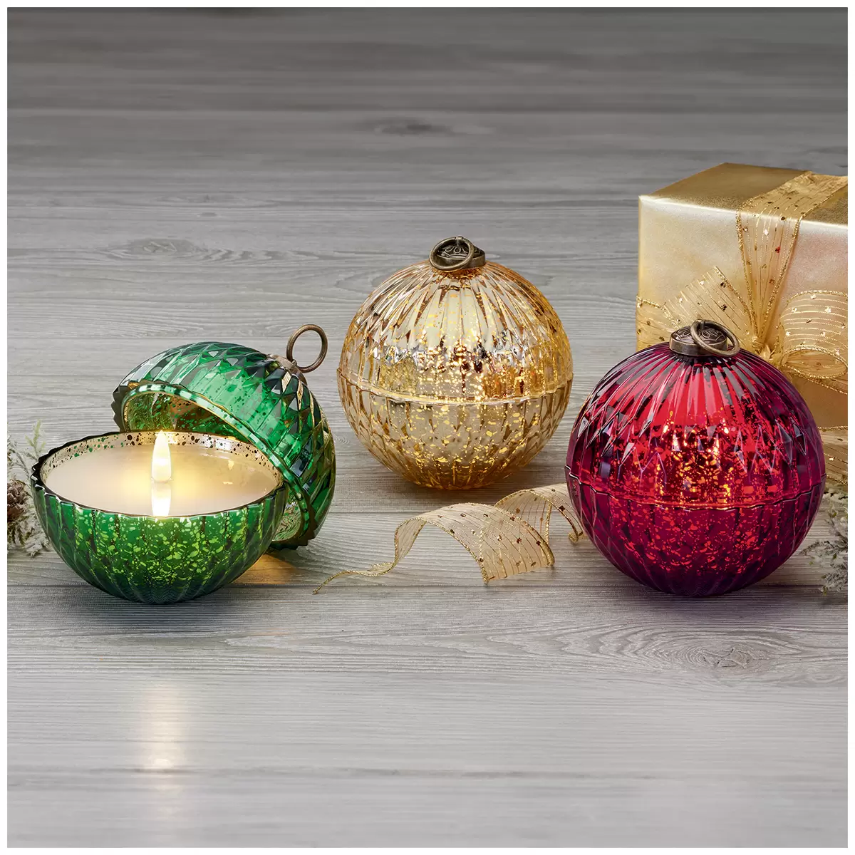 Glass Ornament With Led Candle Set 3 Piece